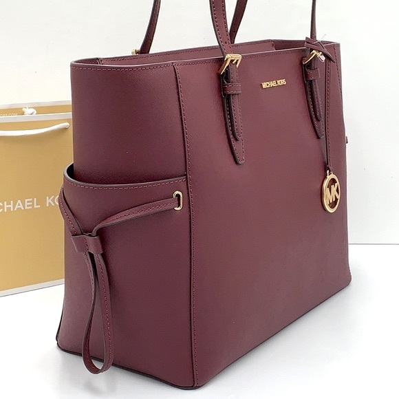 MICHAEL KORS GILLY LARGE DRAWSTRING TRAVEL TOTE OXBLOOD COLOR - Picture 3 of 16
